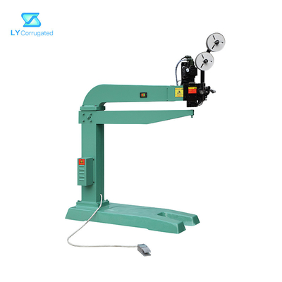 Poids à grande vitesse piquant de la machine 2000W 480kg de carton servo simple
