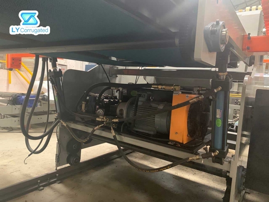 machine automatique du conducteur 380V à faible bruit pour le dossier à grande vitesse Gluer