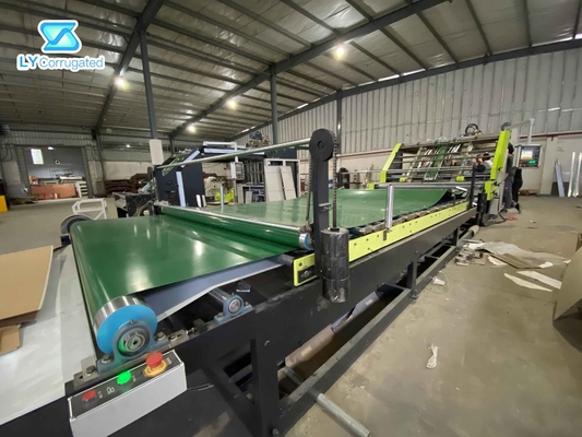 Machine de stratification 1700mm 15000W de carton de machine à grande vitesse de boîte
